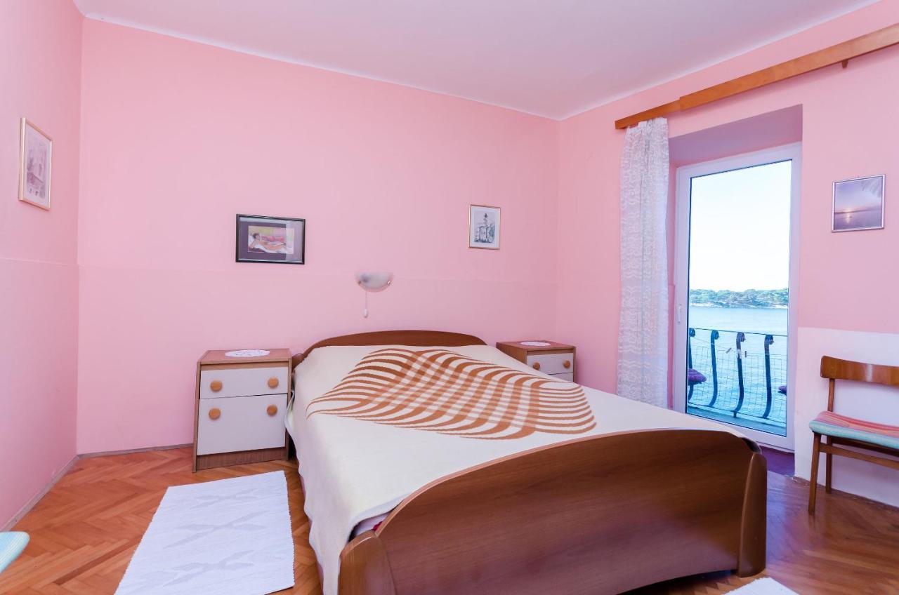 Rooms Sonja P Rab Town Exterior photo